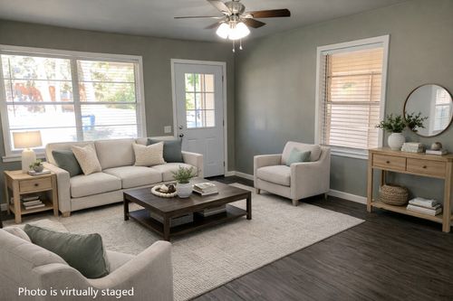 721 Barbara St, Athens, TX, 75751-3105 | Card Image