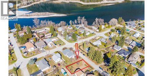 LOT 1 6th Ave, Castlegar, BC, V1N | Card Image