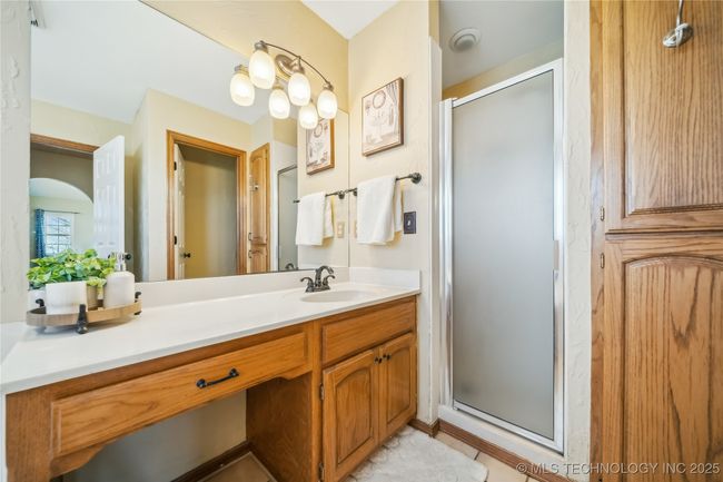 28002 Us 75 Hwy, House other with 4 bedrooms, 4 bathrooms and null parking in Ochelata OK | Image 26