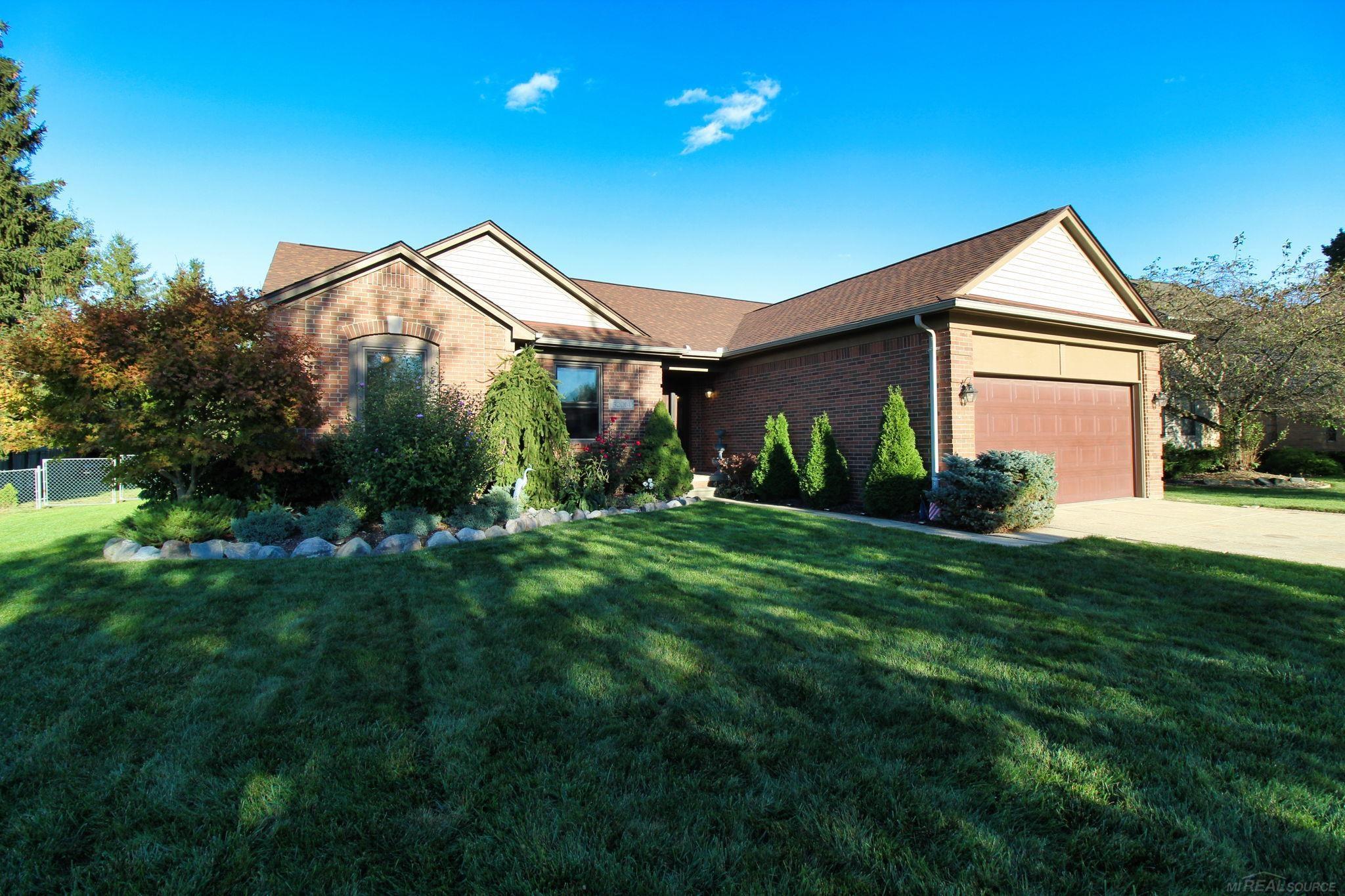 Beech Dr, Chesterfield, MI 48047