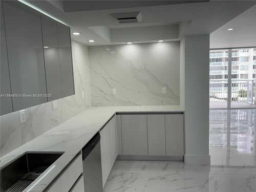 502-18031 Biscayne Blvd, Aventura, FL, 33160-2519 | Card Image