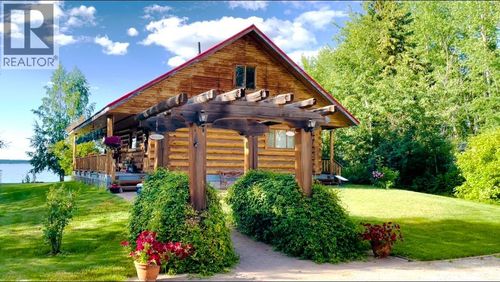 7008 York Dr, Vanderhoof, BC, V0J3A1 | Card Image