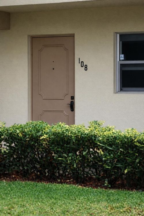 108-2800 Fiore Way, Delray Beach, FL, 33445-8743 | Card Image
