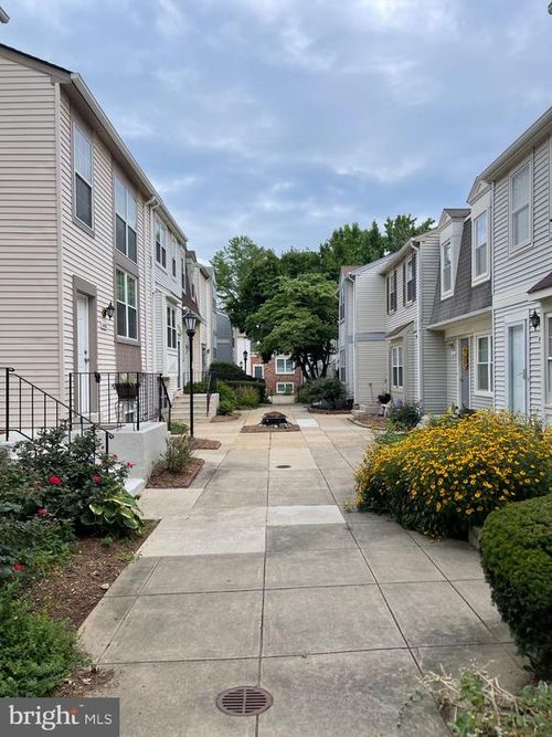 203-5918 Annaberg Pl, BURKE, VA, 22015-2831 | Card Image