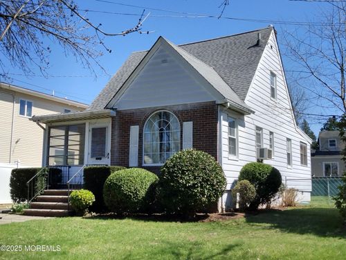 311 Hillside Rd, LINDEN, NJ, 07036-4807 | Card Image