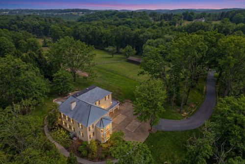 73 Stonedale Rd, Sewickley, PA, 15143-9349 | Card Image