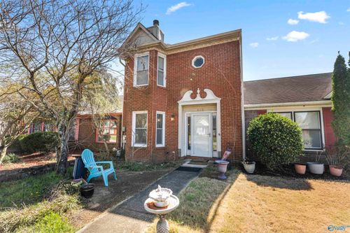 415 Autumnwood Dr Sw, Decatur, AL, 35601-5657 | Card Image