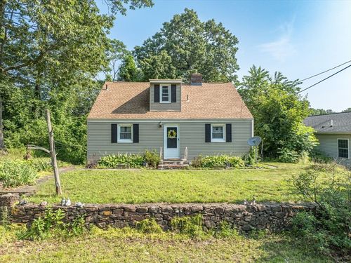 74 Point Grove Rd, Southwick, MA, 01077-9598 | Card Image