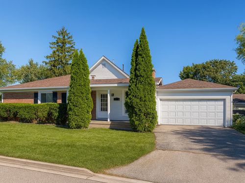 837 Wilcox St, Mundelein, IL, 60060-2515 | Card Image