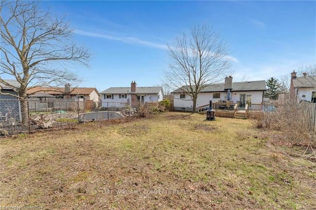 16 Settlers Dr, House other with 3 bedrooms, 2 bathrooms and 4 parking in Kitchener ON | Image 33