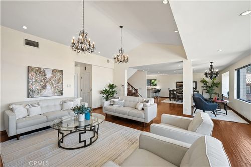 3230 Carolwood Ln, Torrance, CA, 90505-7114 | Card Image