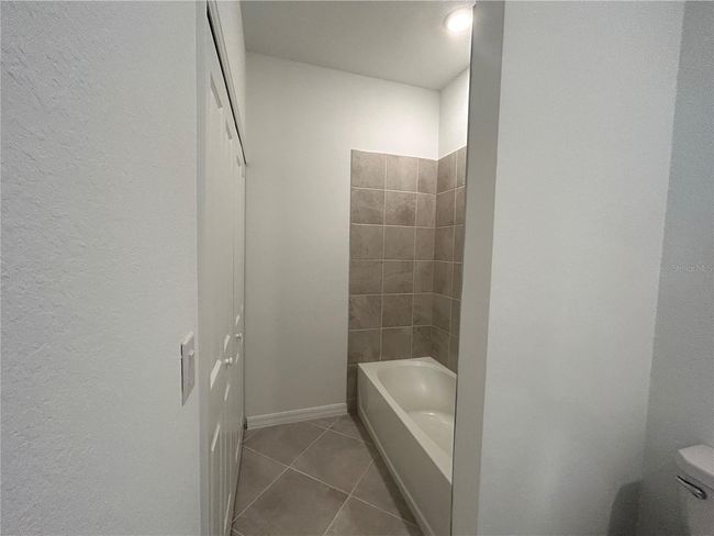 404 - 12140 Wellen Golf Street, Condo with 2 bedrooms, 2 bathrooms and null parking in Venice FL | Image 18