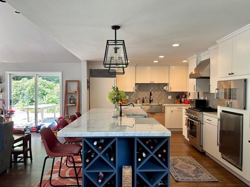 24 Cedar Hill Rd, Dover, MA, 02030-1624 | Card Image