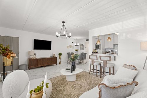 206-200 Village Green Cir E, Palm Springs, FL, 33461-1471 | Card Image