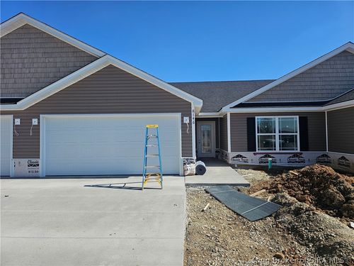 408-8124 Timber Ln Ne, New Salisbury, IN, 47161-1301 | Card Image