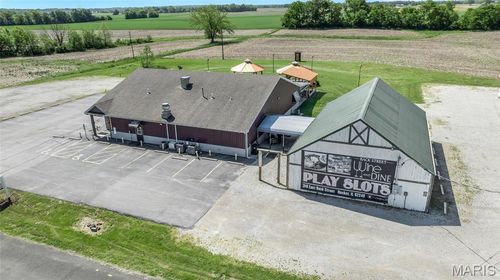 310 E Back St, Hecker, IL, 62248-1031 | Card Image