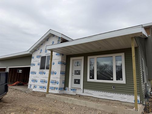 4040 Whistle Rock Cir, Deforest, WI, 53532 | Card Image