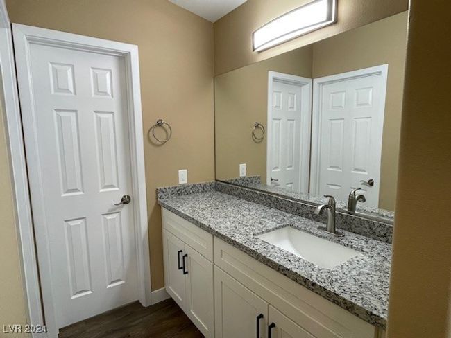 UNIT-101 - 6411 Rusticated Stone Ave, Townhouse with 2 bedrooms, 2 bathrooms and null parking in Henderson NV | Image 8