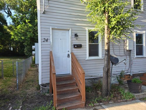 24 E Pall Mall St, WINCHESTER, VA, 22601-4529 | Card Image