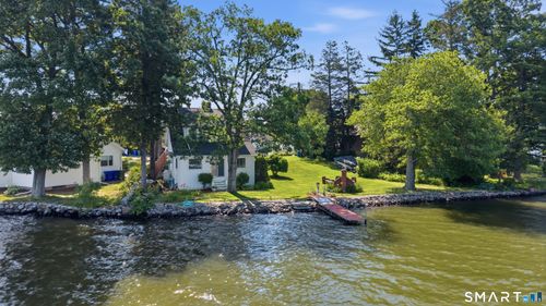 24 W Point Rd, East Hampton, CT, 06424-1004 | Card Image