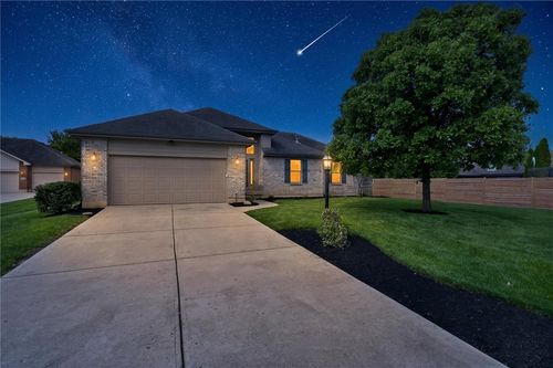 6626 Anvil Dr, Waynesville, OH, 45068-8329 | Card Image