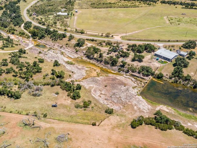 11890 Ranch Road 965, House other with 6 bedrooms, 4 bathrooms and null parking in Fredericksburg TX | Image 35