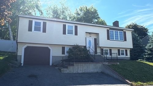 39 Westport Rd, Worcester, MA, 01605-1051 | Card Image