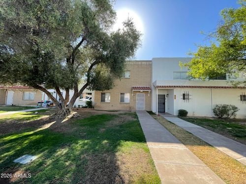 613 N Pioneer Cir, Mesa, AZ, 85203-6341 | Card Image