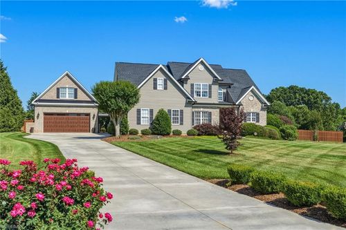 8186 Mcclanahan Dr, Browns Summit, NC, 27214-9812 | Card Image