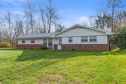 93 Stonesipher Rd, Oakdale, PA, 15071-3303 | Card Image