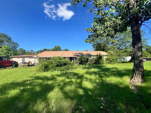 740 Ash St, Blossom, TX, 75416-2333 | Card Image