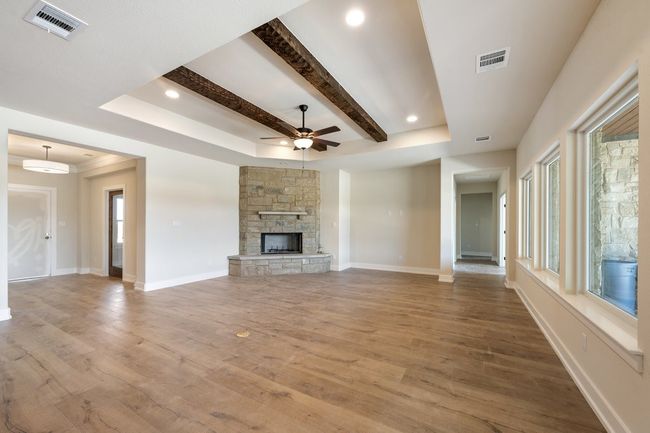 141 Whispering Wind Rd, House other with 4 bedrooms, 4 bathrooms and 4 parking in Bertram TX | Image 9