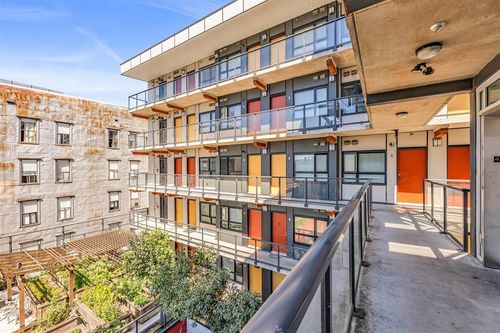 404-138 Hastings St E, Vancouver, BC, V6A0E6 | Card Image