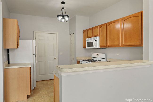 2 - 2265 Meadowcroft Ln, Townhouse with 2 bedrooms, 1 bathrooms and 2 parking in Grayslake IL | Image 15