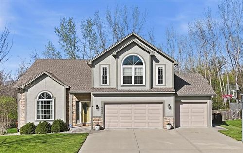 10608 Ne 102nd Ter, Kansas City, MO, 64157-7782 | Card Image