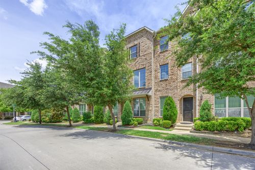 295 Scotia St, Lewisville, TX, 75056-6717 | Card Image