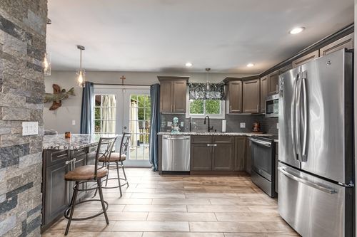 53 Wells Rd, Cheshire, MA, 01225-9673 | Card Image