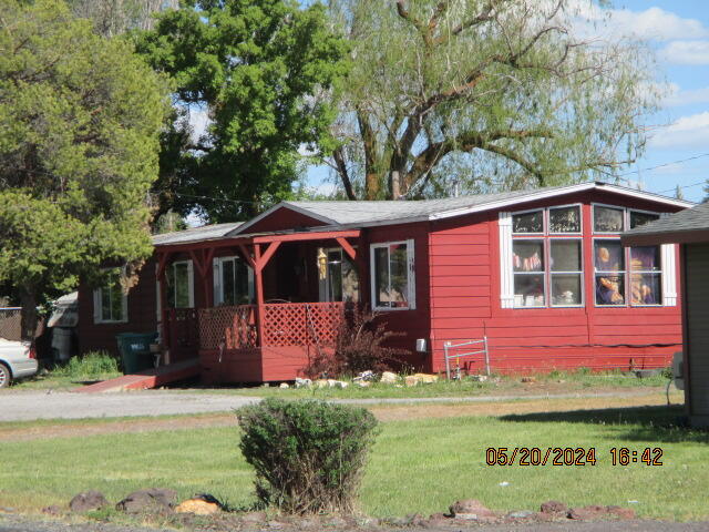 Bartlett Ave, Klamath Falls, OR 97603