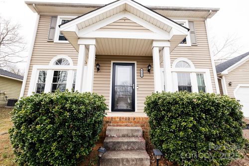 9232 Chislehurst Rd, Mint Hill, NC, 28227-0409 | Card Image