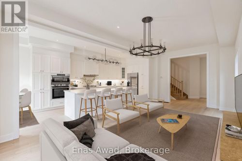 22 Hutchison Rd, Guelph, ON, N1L0R5 | Card Image