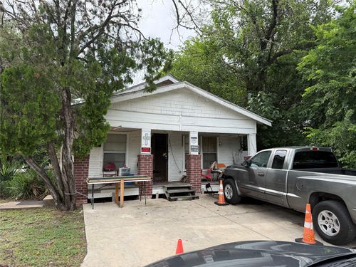 3420 Delano St, Houston, TX, 77004-3227 | Card Image