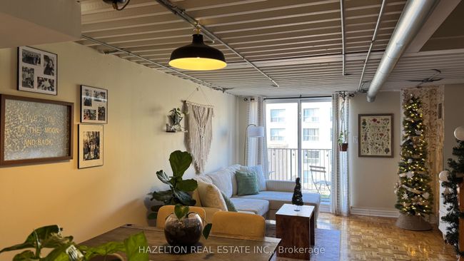 438 - 800 Lansdowne Ave, Condo with 2 bedrooms, 1 bathrooms and null parking in Toronto ON | Image 5