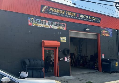 209 Barracks St, Perth Amboy, NJ, 08861-3470 | Card Image