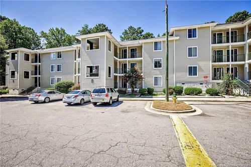 3371 Galleria Dr, Fayetteville, NC, 28303-9410 | Card Image