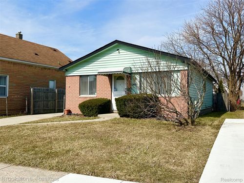 17459 Roseville Blvd, Roseville, MI, 48066-2865 | Card Image