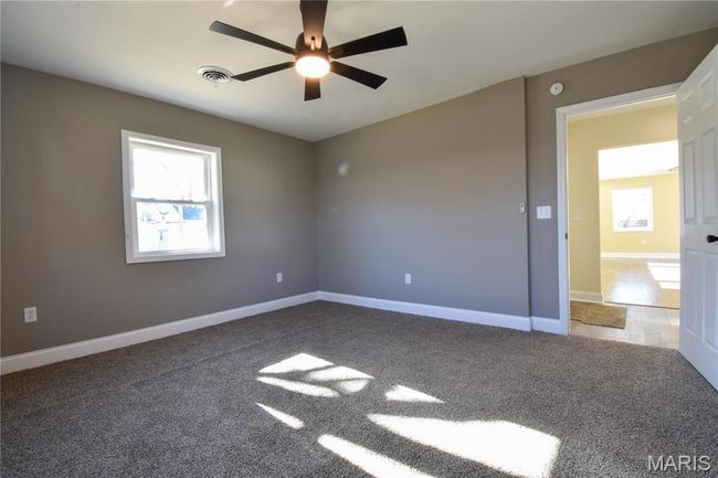 305 E Hauser St, House other with 4 bedrooms, 3 bathrooms and 2 parking in Litchfield IL | Image 28