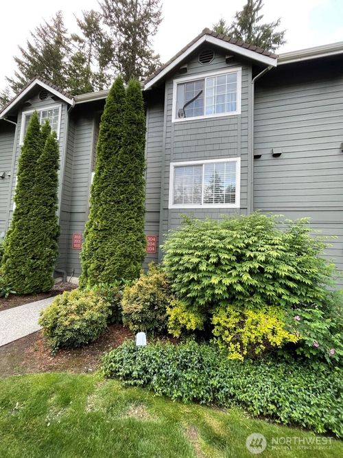 a204-15433 Country Club Dr, Mill Creek, WA, 98012-1745 | Card Image