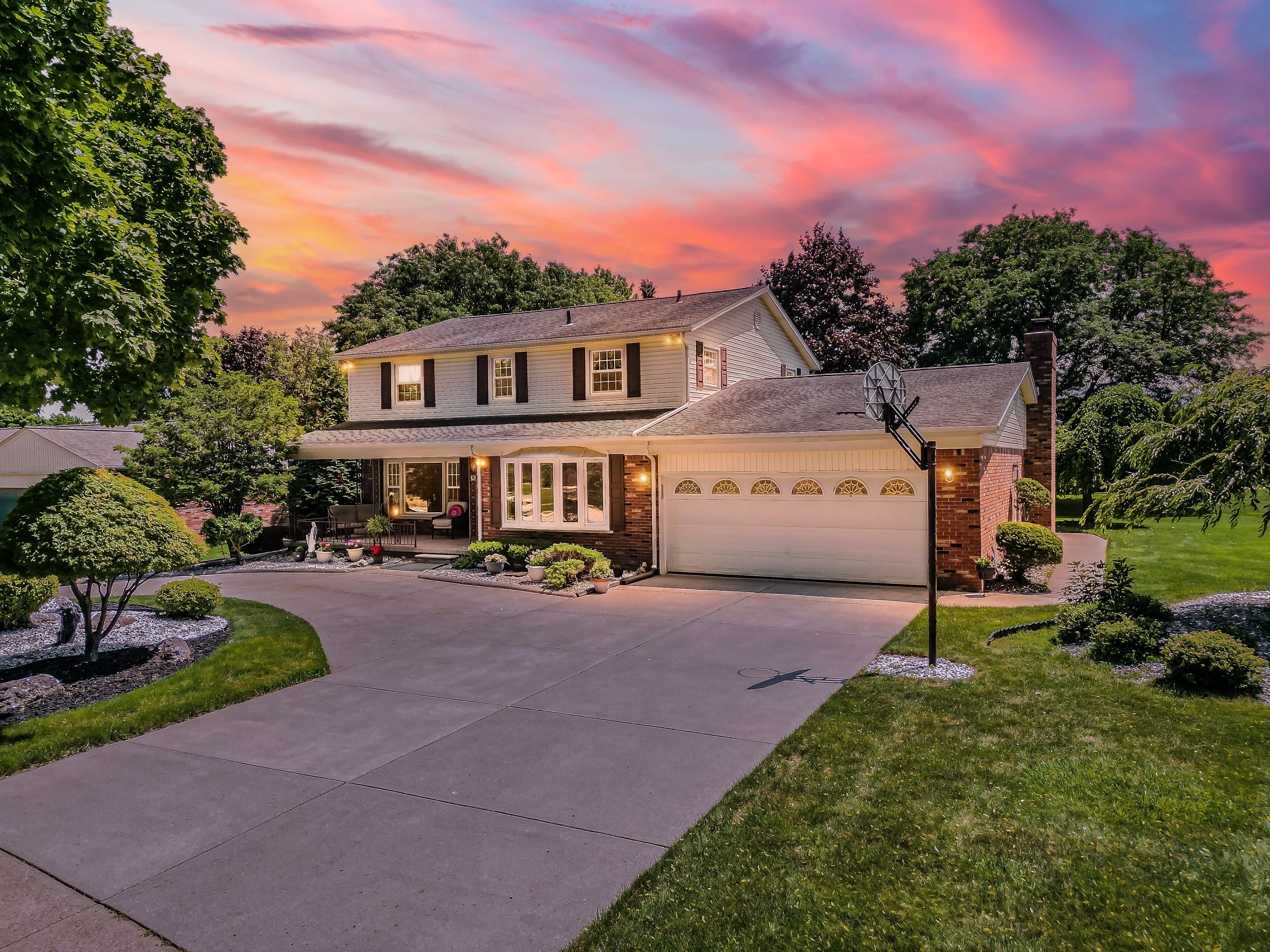 Vargo St, Livonia, MI 48152