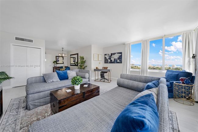 PH15 - 1200 West Ave, Condo with 1 bedrooms, 1 bathrooms and null parking in Miami Beach FL | Image 6