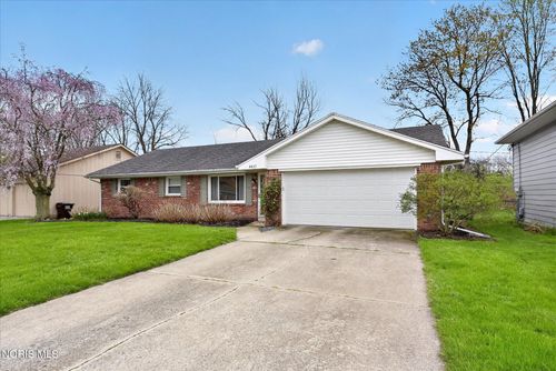 6637 Janel Ln, Maumee, OH, 43537-1230 | Card Image